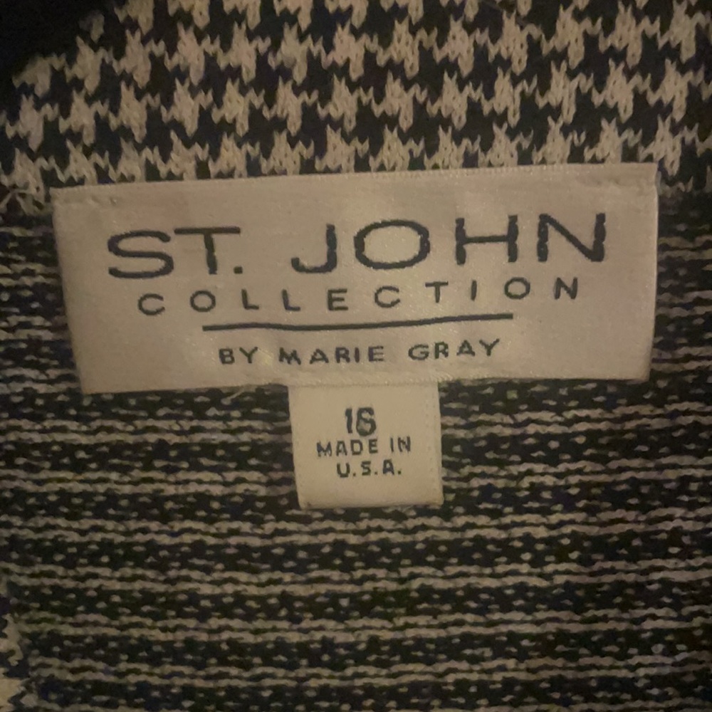 St John Long Jacket - image 3